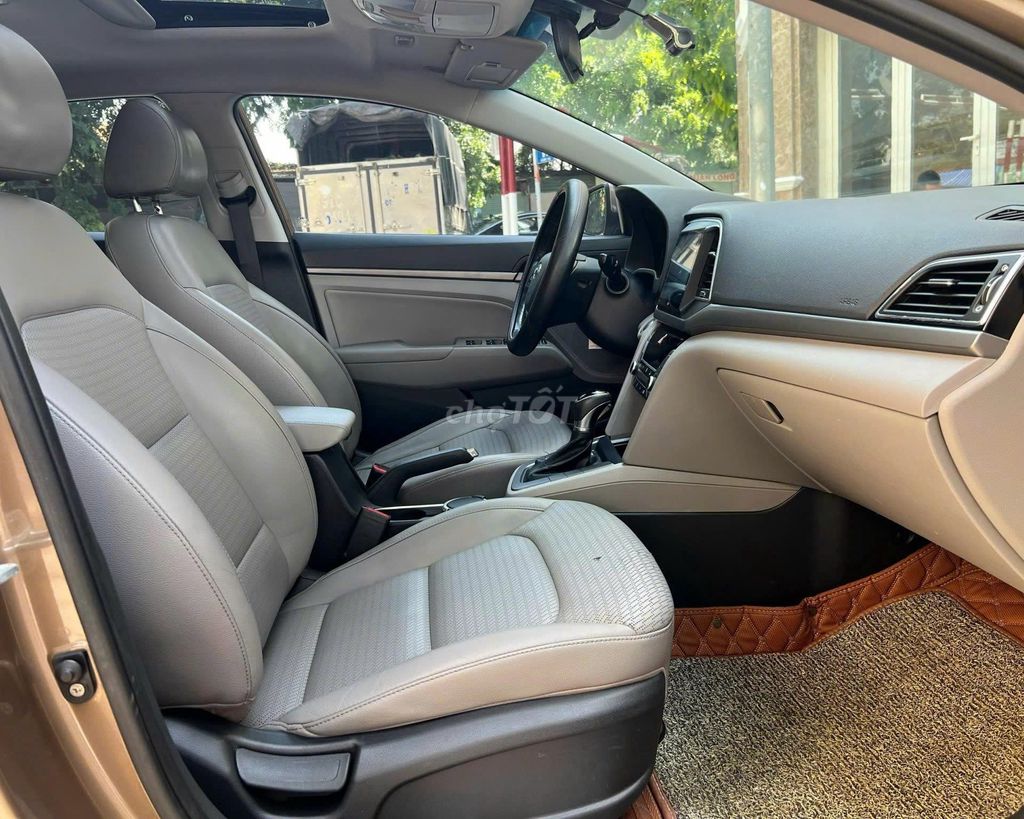 Hyundai Elantra 2016 photo 4