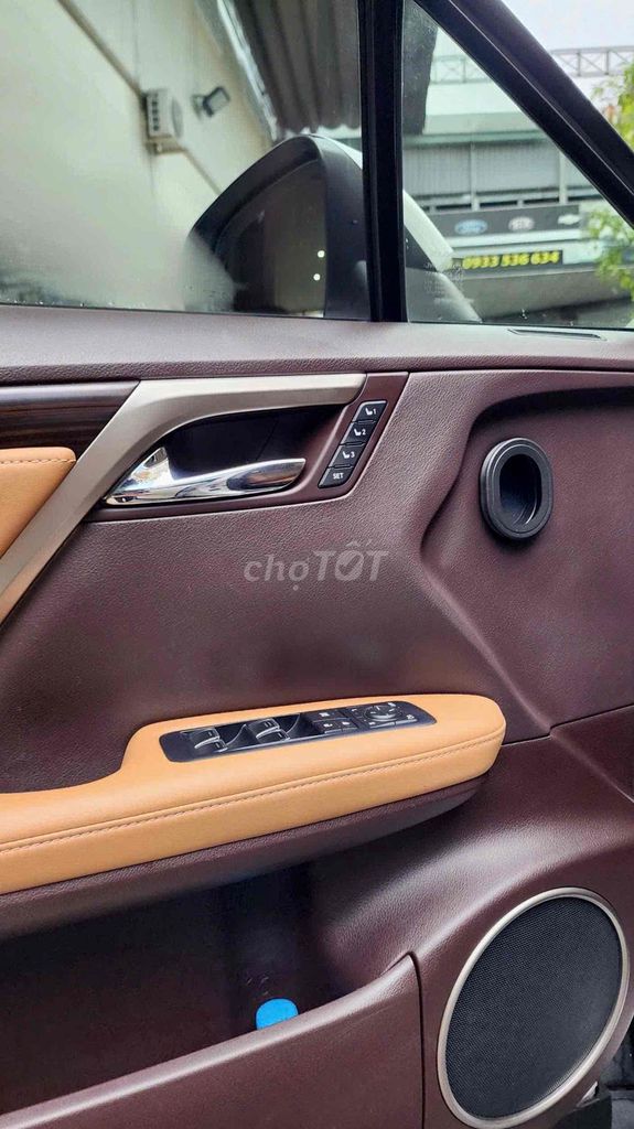 Lexus RX350 2016 xe đi 33.000km mới tinh. Mua bán Ô tô tại Thành phố Thủ Đức Tp Hồ Chí Minh được đăng bởi Siêu Thị Ôtô Dĩ an hình 14