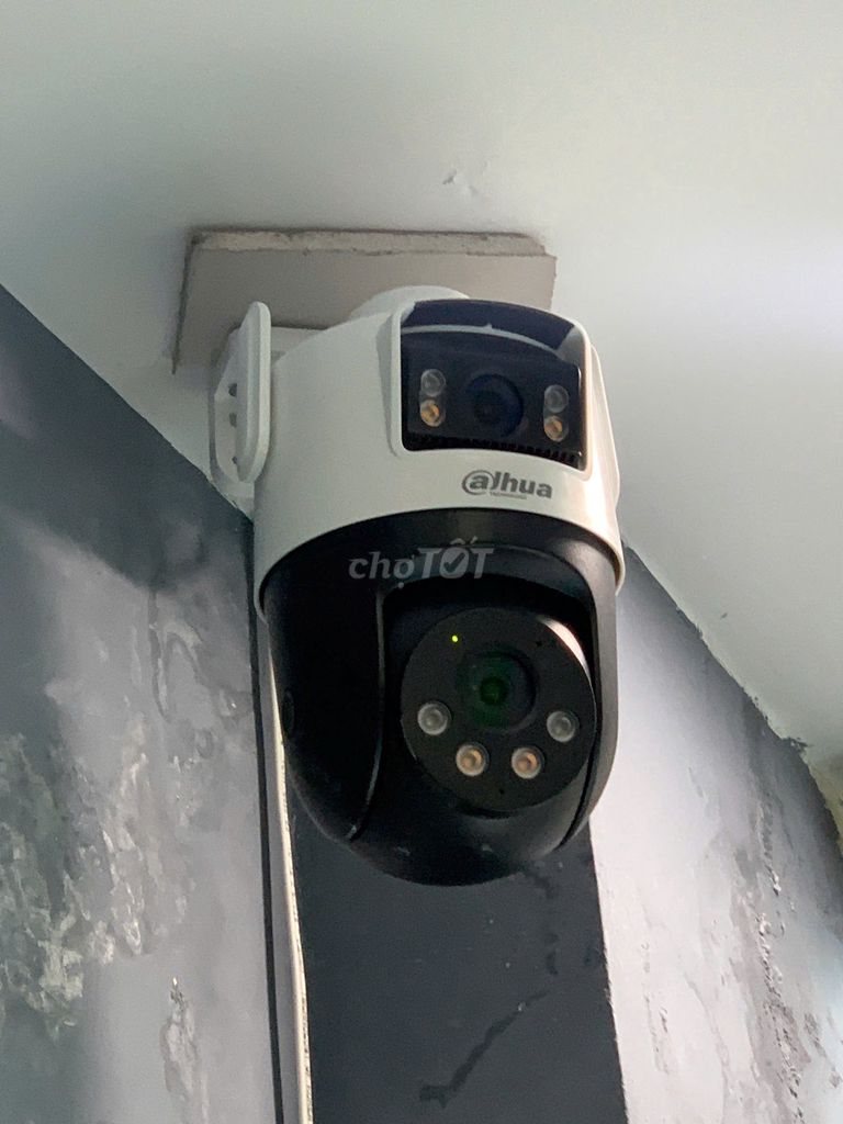 Camera an ninh Dahua + kèm thẻ nhớ 256 gb. Mua bán Máy ảnh, Máy quay tại Quận Cầu Giấy Hà Nội được đăng bởi Khanh Hoang hình 1