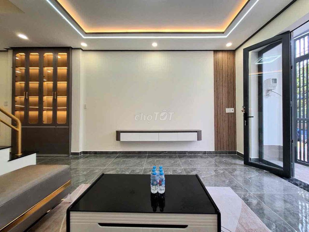 Nhà Góc 2 MT Hà Huy Giáp Hẻm xe hơi giá hơn 4 đồng Nhà Góc 2 MT Hà Huy Giáp Hẻm xe hơi giá hơn 4 đồng