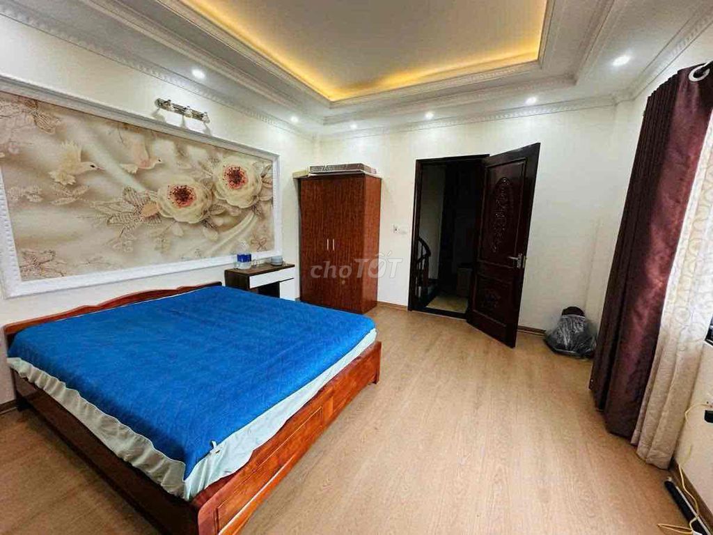 Cho thuê nhà riêng Tây Mỗ, Nam Từ Liêm DT 40m 5 tầng căn góc 4PN 10tr