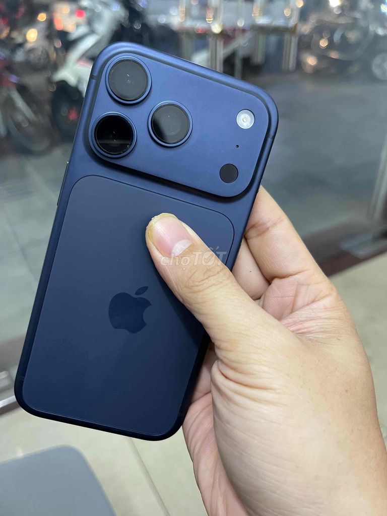 iPhone 17 Pro 256GB Xanh chính hãng Việt Nam!. Mua bán Điện thoại tại Quận Long Biên Hà Nội được đăng bởi Phạm Xuân Quý hình 1