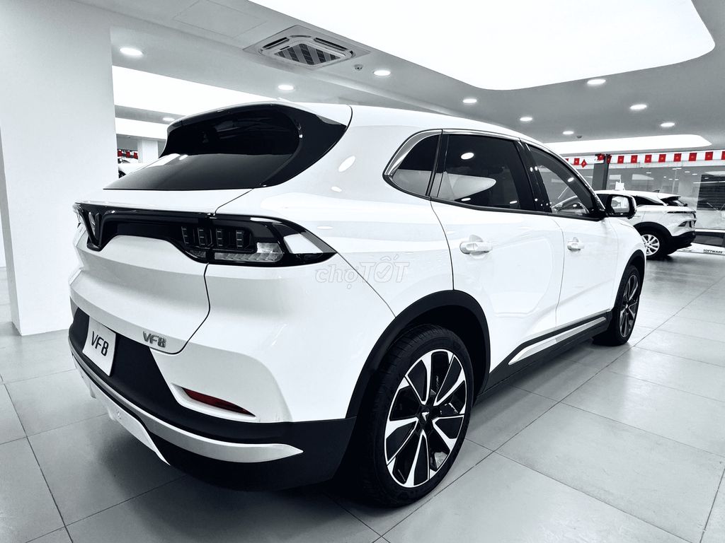 VINFAST VF8 - GIẢM 250 Triệu cho khách hàng mua xe. Mua bán Ô tô tại Thành phố Thủ Đức Tp Hồ Chí Minh được đăng bởi Danh Vinfast hình 4