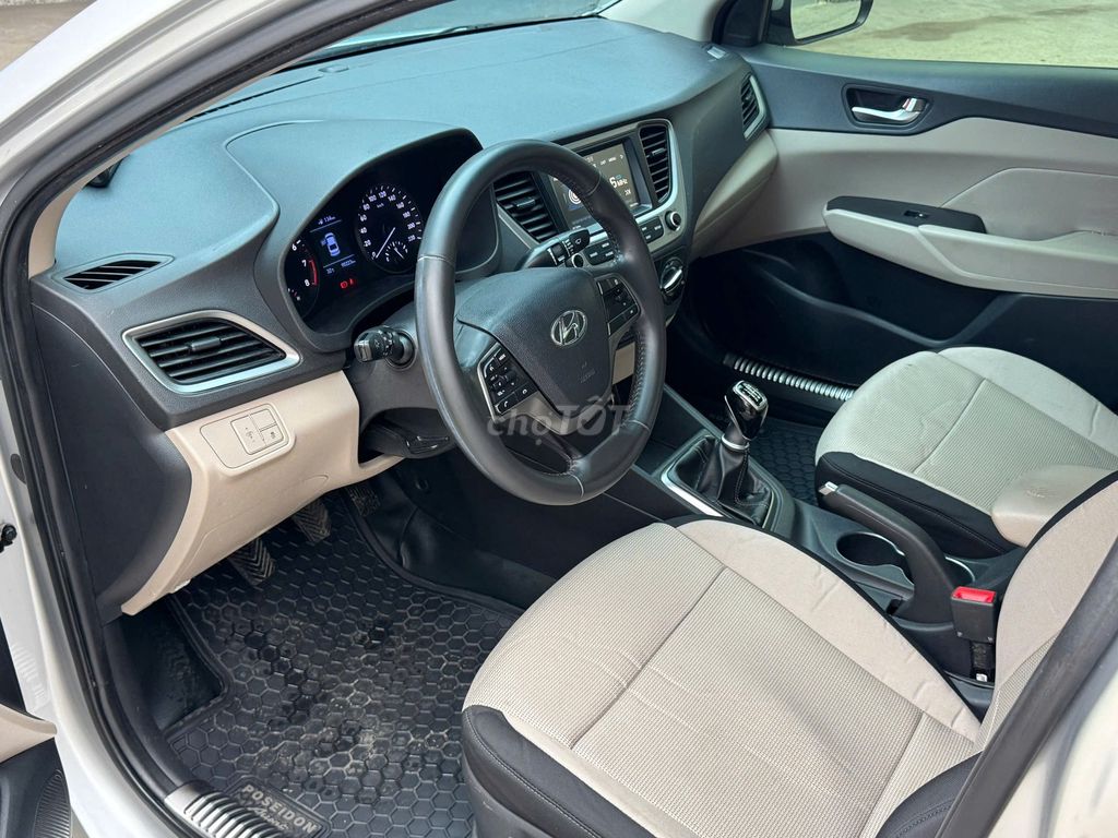 Hyundai Accent 2019 số sàn màu xám bạc. Mua bán Ô tô tại Quận Gò Vấp Tp Hồ Chí Minh được đăng bởi Hoàng 031 hình 6