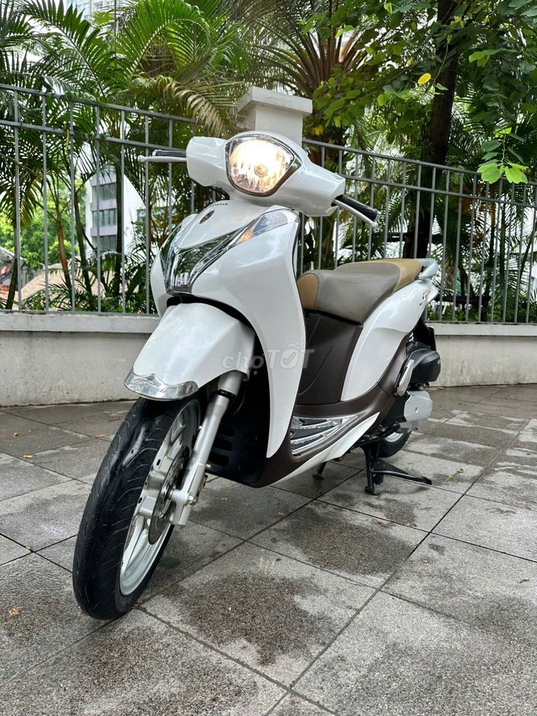 Honda SH mode 2019. Mua bán Xe máy tại Quận Đống Đa Hà Nội được đăng bởi XE MÁY VUI THU hình 1