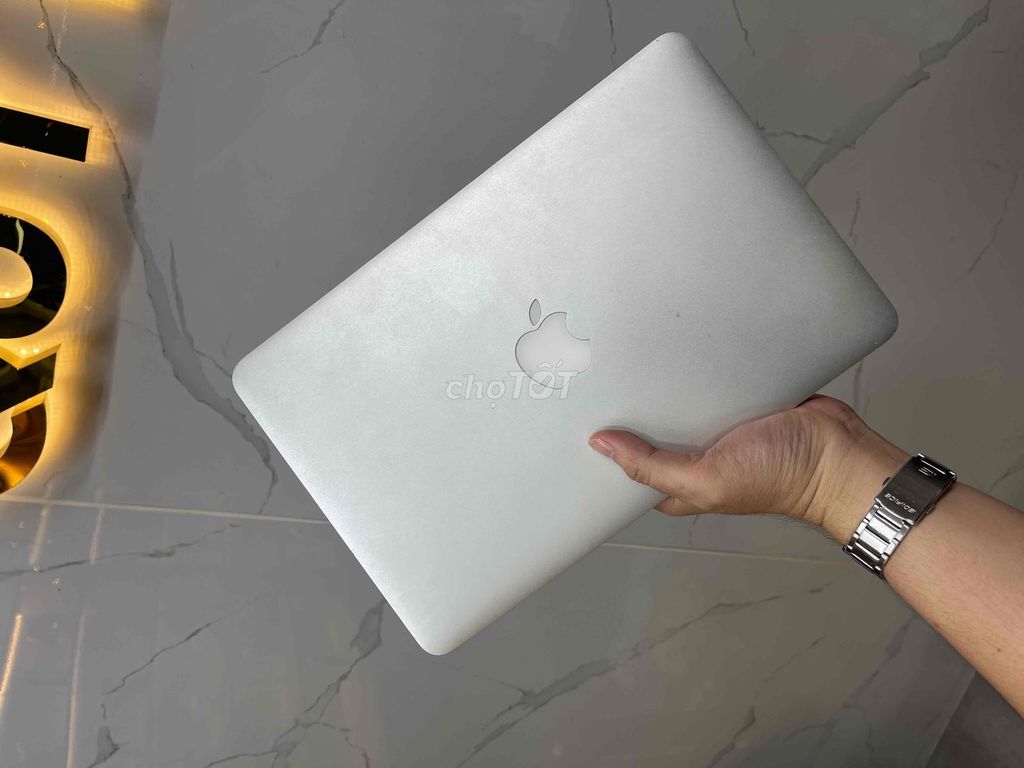 macbook air 2011 I5 64GB 11.6" nguyên zin đẹp 99%