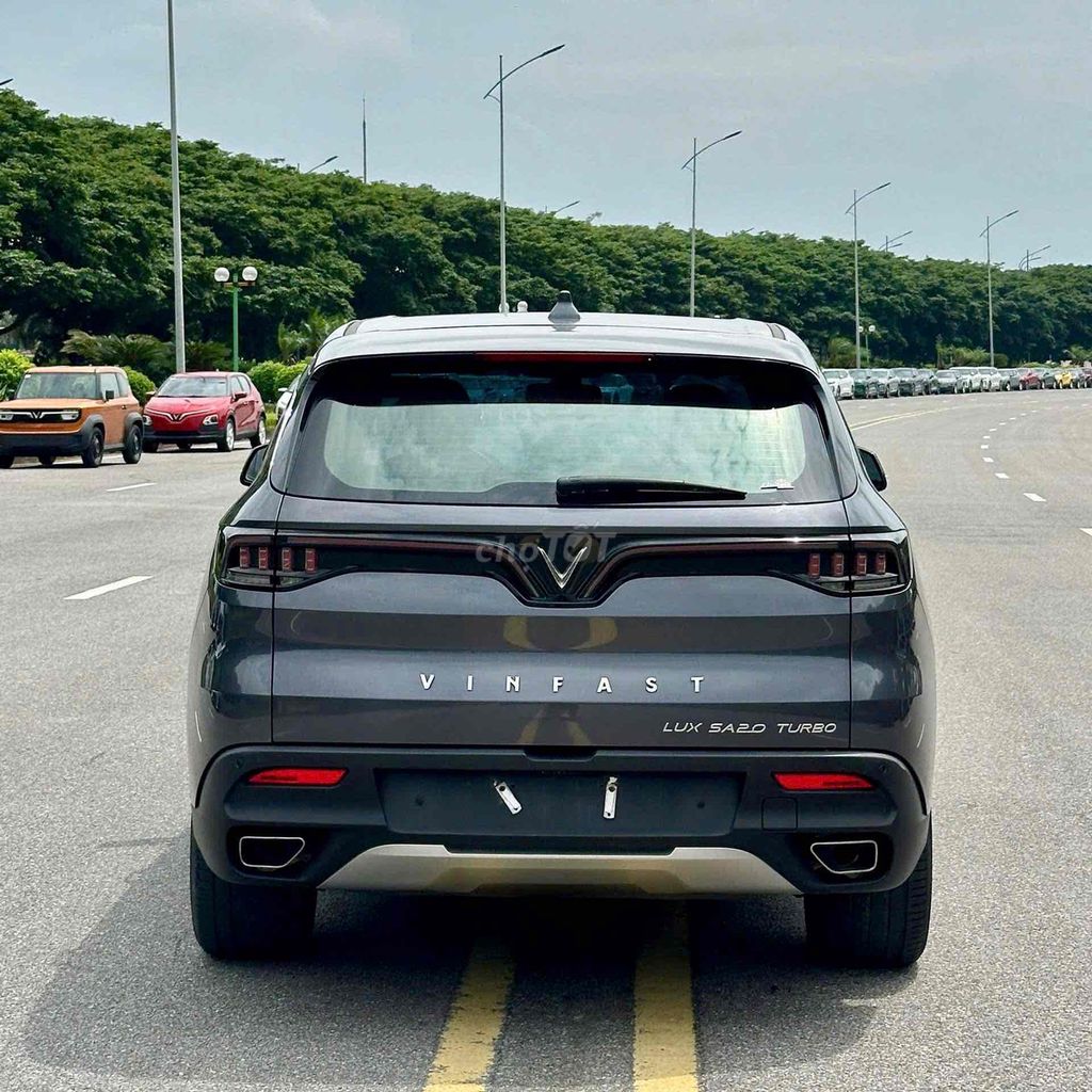 VinFast Lux SA2.0 2019 2.0 AT - 40000 km. Mua bán Ô tô tại Quận Thanh Xuân Hà Nội được đăng bởi Cường Auto 266 hình 5