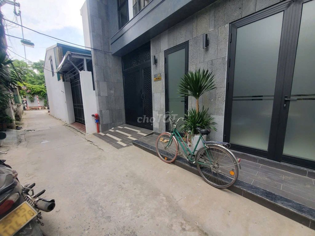 Bán nhà Ngọc Thụy, Long Biên, 7 tầng, dòng tiền 1 tỷ/năm