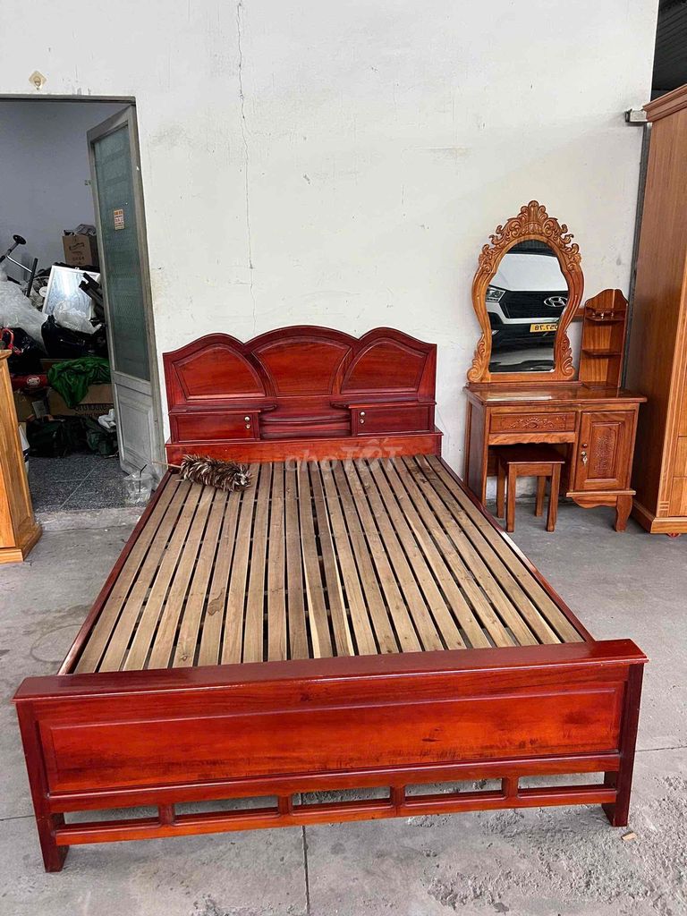 tly giường nội thất gỗ mới 95%. Mua bán Giường, chăn ga gối nệm tại Huyện Bến Lức Long An được đăng bởi Phú Nguyễn hình 1