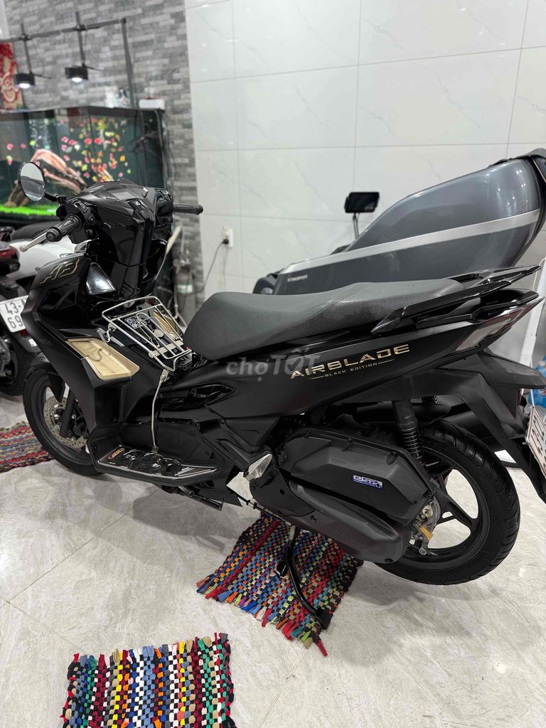 Honda Air Blade 125 4V черный матовый