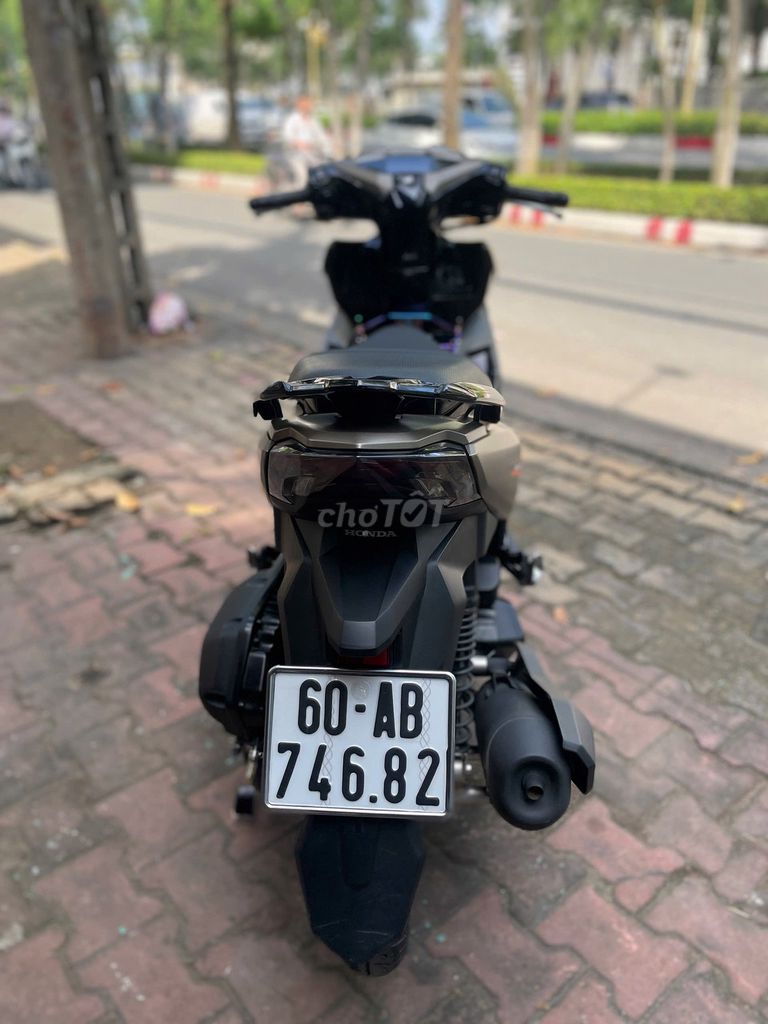 Honda Air Blade 125 2025 Nâu 1000 km. Mua bán Xe máy tại Thành phố Biên Hòa Đồng Nai được đăng bởi Phương nguyễn  hình 2