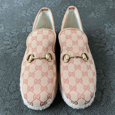 Slip on Gucci classic like new Size : 8 (42)