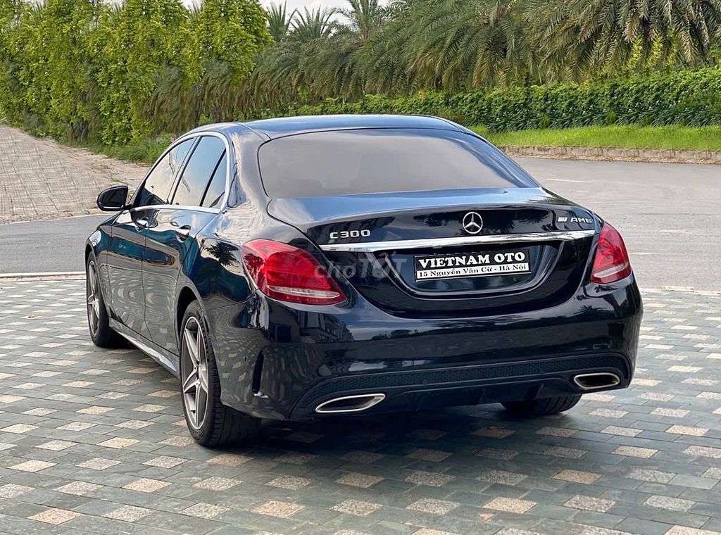 Mercedes Benz C class C300 AMG 2016, Đăng ký 2018. Mua bán Ô tô tại Quận Long Biên Hà Nội được đăng bởi VIETNAM OTO hình 6