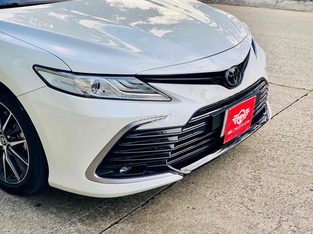 Camry 2022 2.0Q Biển SG 1 Chủ Odo 19.000km Cực Đẹp. Mua bán Ô tô tại Thành phố Dĩ An Bình Dương được đăng bởi Trương Công Lý hình 3