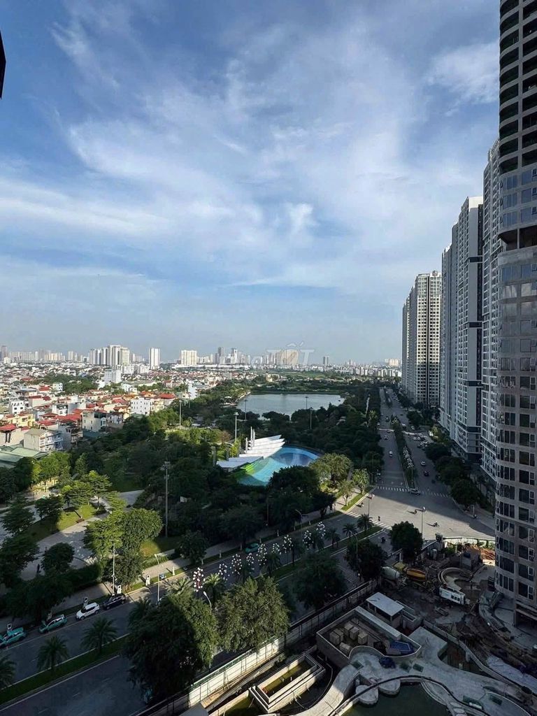 Апартаменты Lumiere Evergreen Smart City, 66-74м², вид на озеро