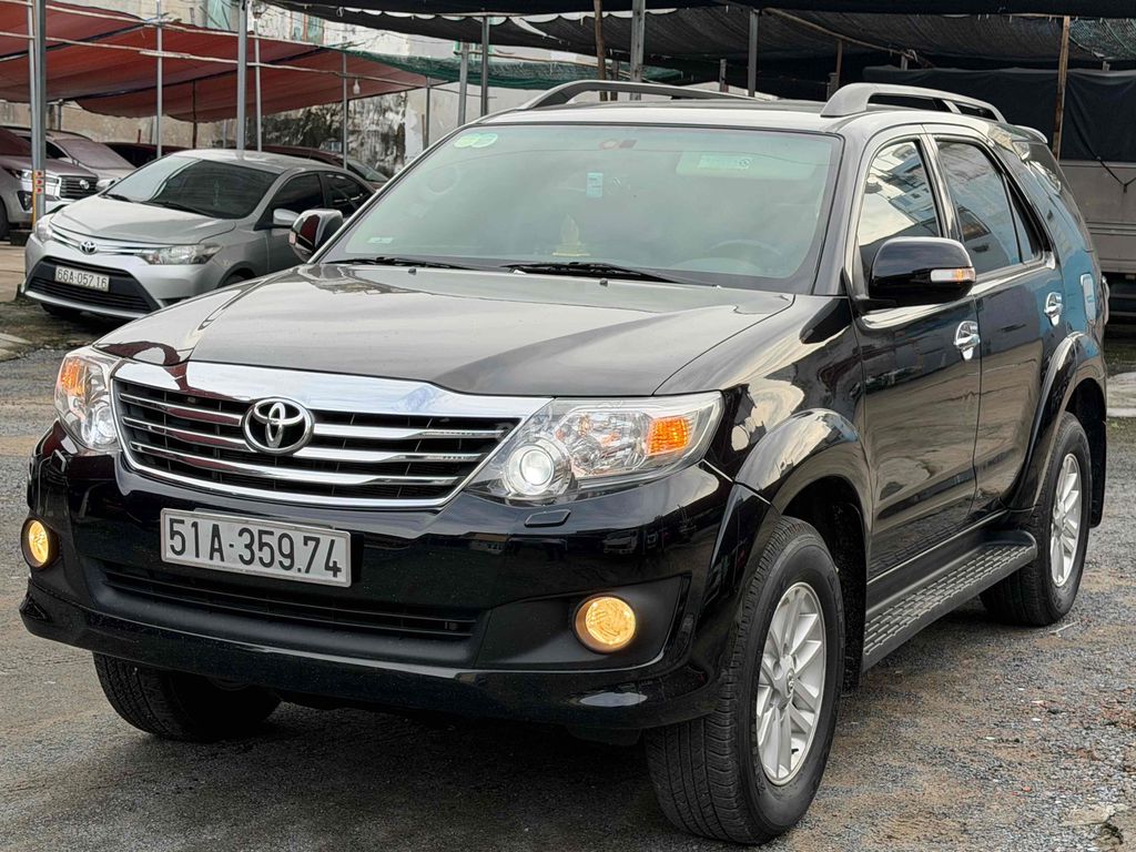 Fortuner 2.7V 4x4 2012, máy xăng, 2 cầu. Mua bán Ô tô tại Quận Bình Tân Tp Hồ Chí Minh được đăng bởi Tài hình 1