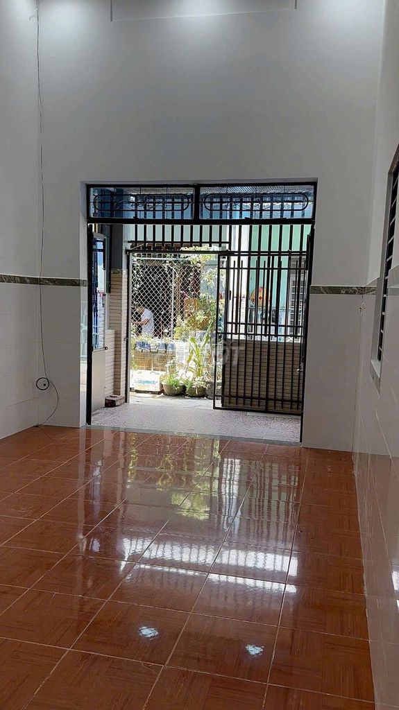 Дом с мезонином в переулке 266 Truong Chinh, недорого