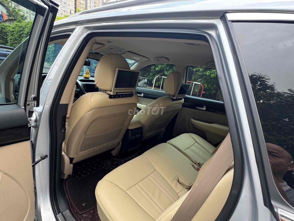 Kia Sorento 2017 2WD 2.4 GAT - 40000 km. Mua bán Ô tô tại Thành phố Thủ Đức Tp Hồ Chí Minh được đăng bởi Long hình 9