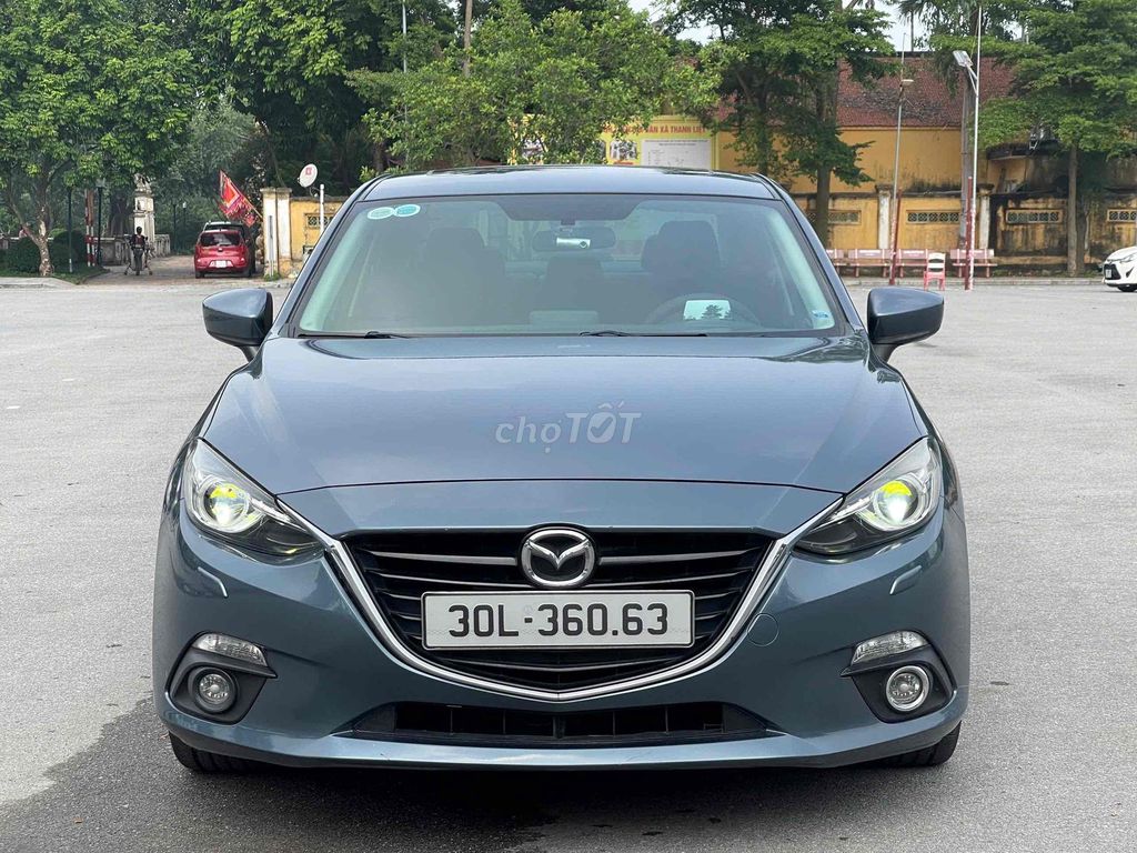 Mazda 3 2016 2.0 chạy 9 vạn nội ngoại thất rất moi