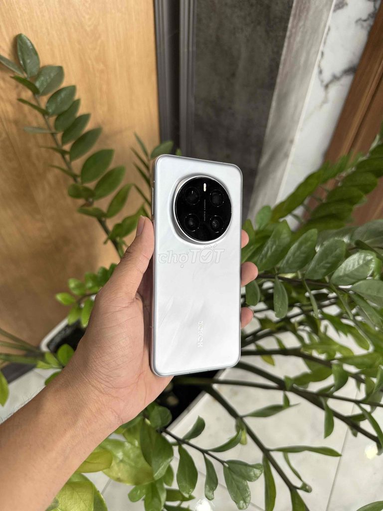 Honor Magic 7 Pro 12GB/256GB Xám. Mua bán Điện thoại tại Huyện Đức Hòa Long An được đăng bởi Lê Táo hình 1