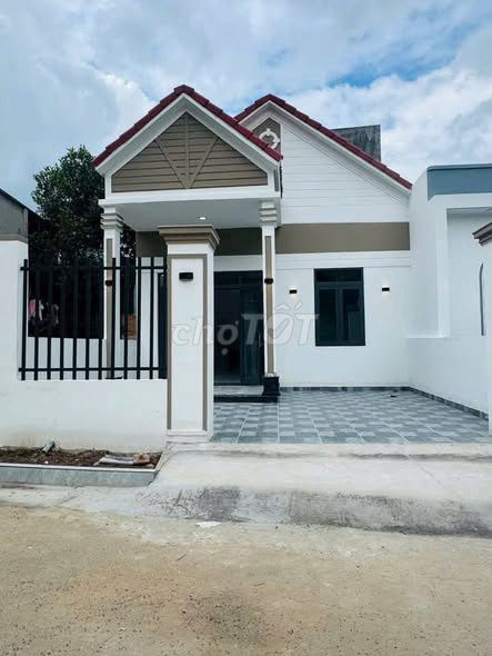 NHÀ MÁI THÁI MỚI 100% GIÁ TỐT – TẠI HÒA LỢI TPHCM THÔNG QL13