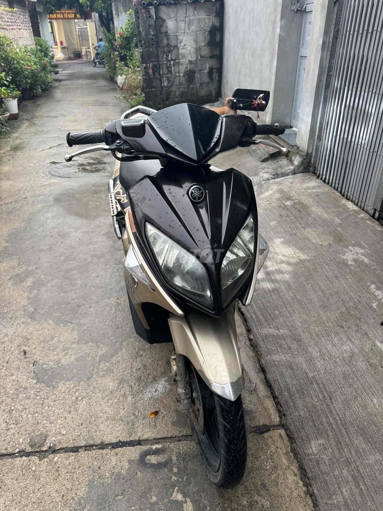 Yamaha Nouvo 2009, золотистый