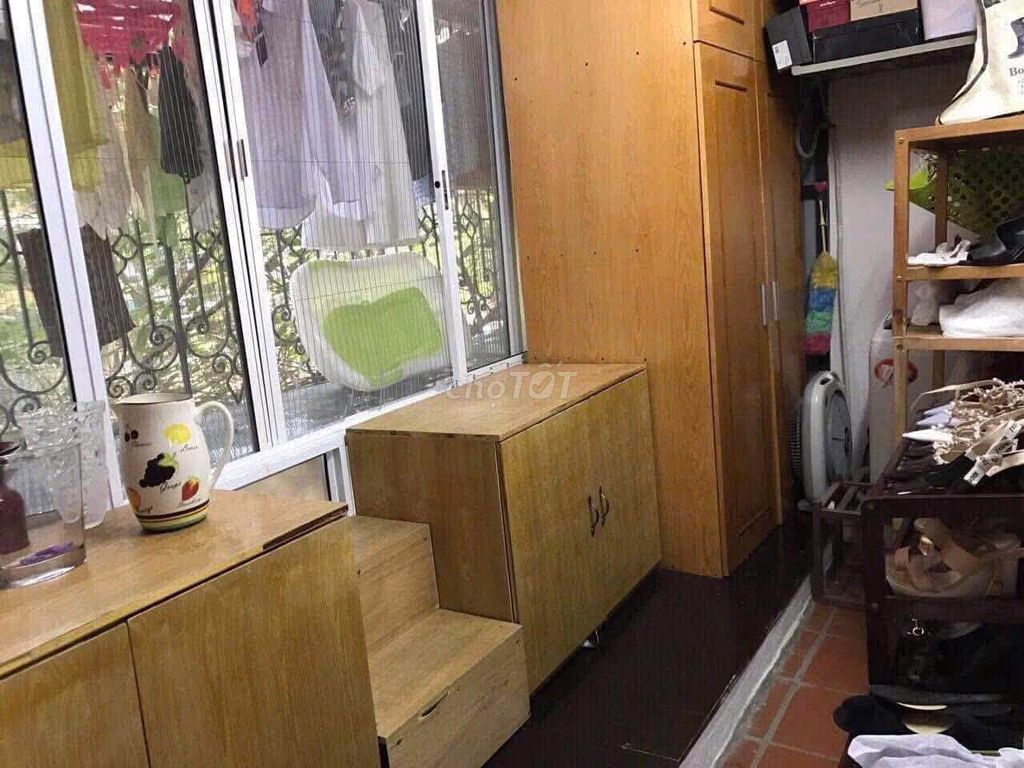 Дом в аренду на улице Чан Хуй Дай B1, Ба Динь, Ханой