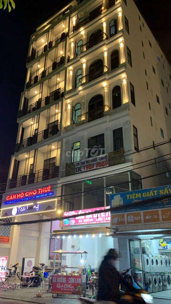 Bán toà nhà căn hộ dịch vụ 82 phòng, mặt tiền đường Lâm Văn Bền