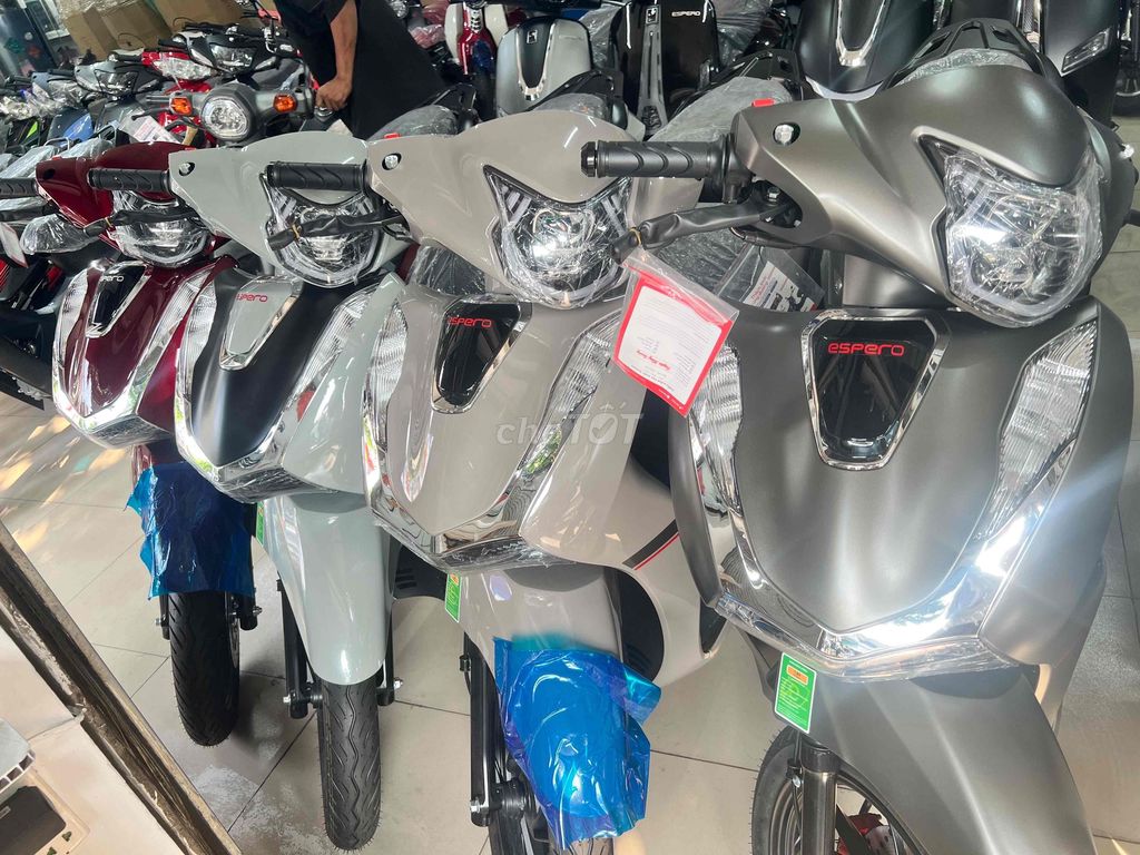 Vission VELIA 50cc mới