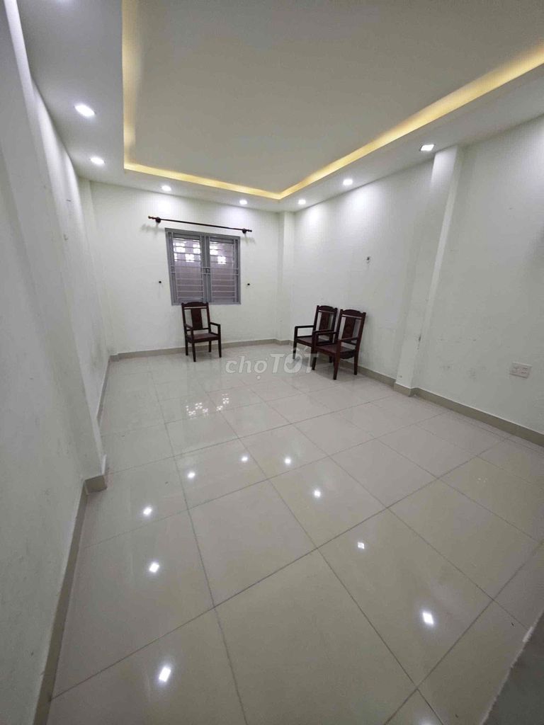 Rent · 6 bd · 80 м² · Quận 6, ул. Khu Bình Phú