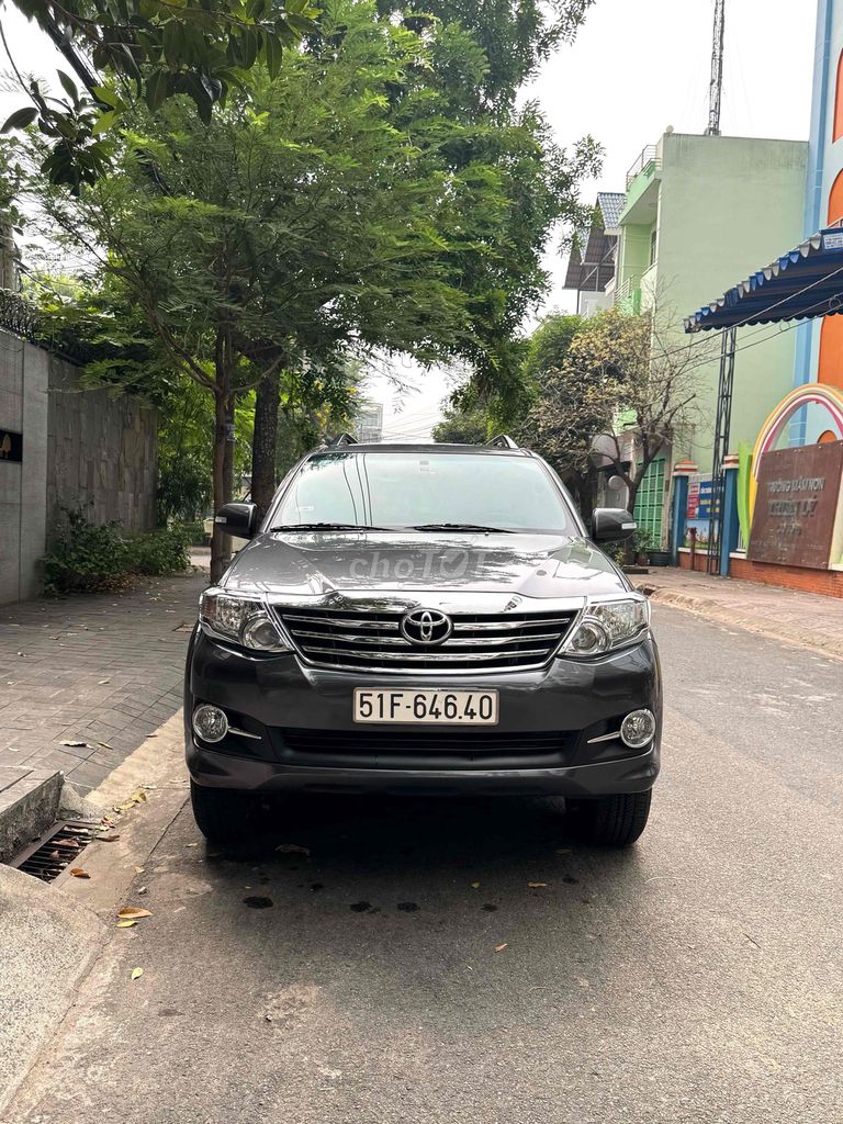 Toyota Fortuner 2016 Xám 52.000 km zin 95%. Mua bán Ô tô tại Quận Tân Phú Tp Hồ Chí Minh được đăng bởi Nguyen hien hình 1
