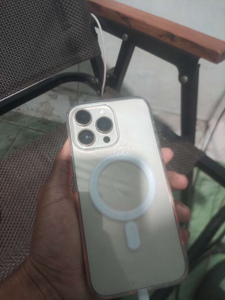 iPhone 14 Pro Max Vàng lock full face id . Mua bán Điện thoại tại Thành phố Biên Hòa Đồng Nai được đăng bởi luxury trần  hình 1