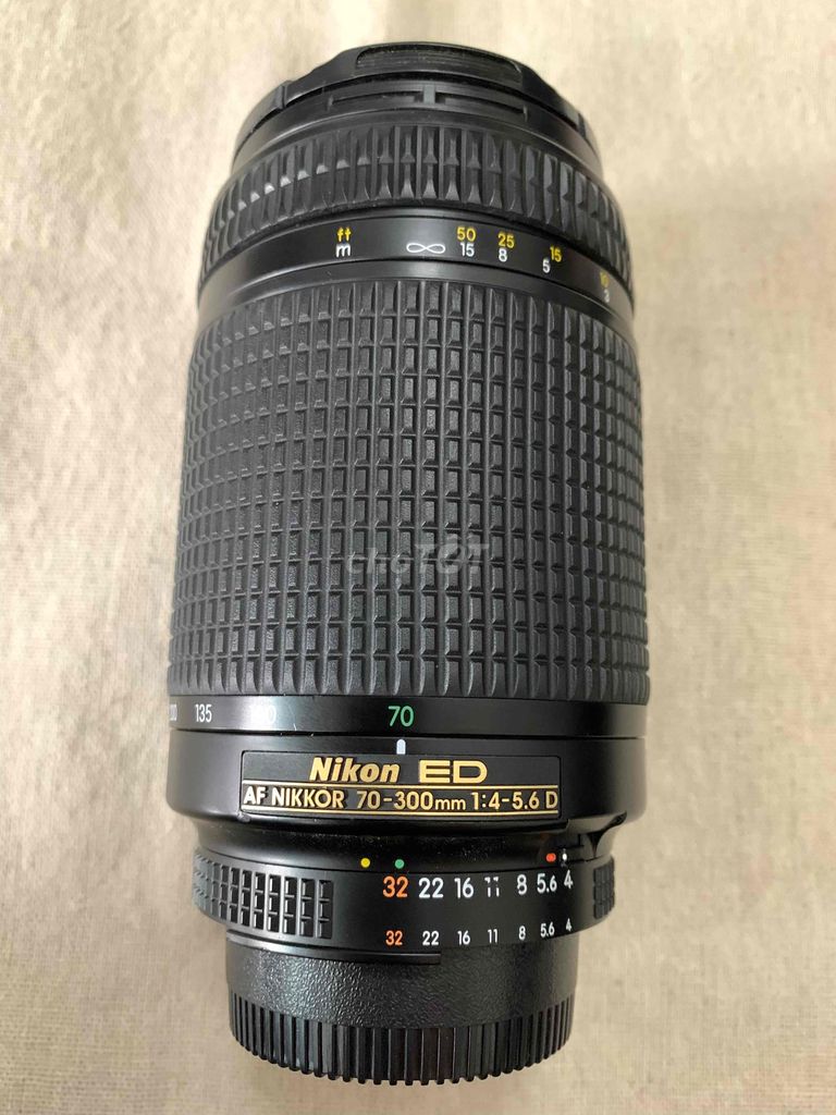 lens Nikon 70-300 ED