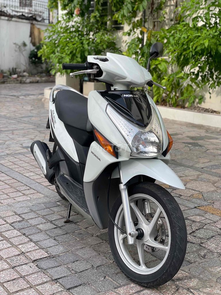 Click 2008 trả trc 5tr9 nhận xe có bảo hành máy. Mua bán Xe máy tại Quận 7 Tp Hồ Chí Minh được đăng bởi Dương Đạt hình 1