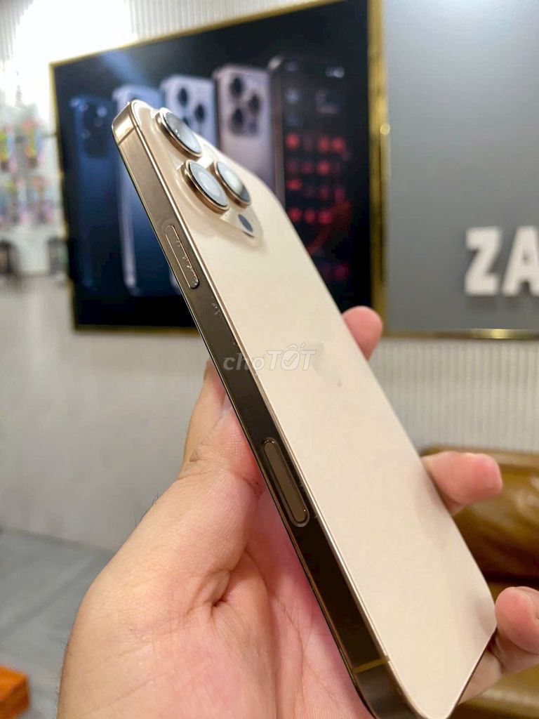 Apple iPhone 16PM 256GB Sa Mạc. Mua bán Điện thoại tại Quận Bình Tân Tp Hồ Chí Minh được đăng bởi trung hiếu lê hình 1