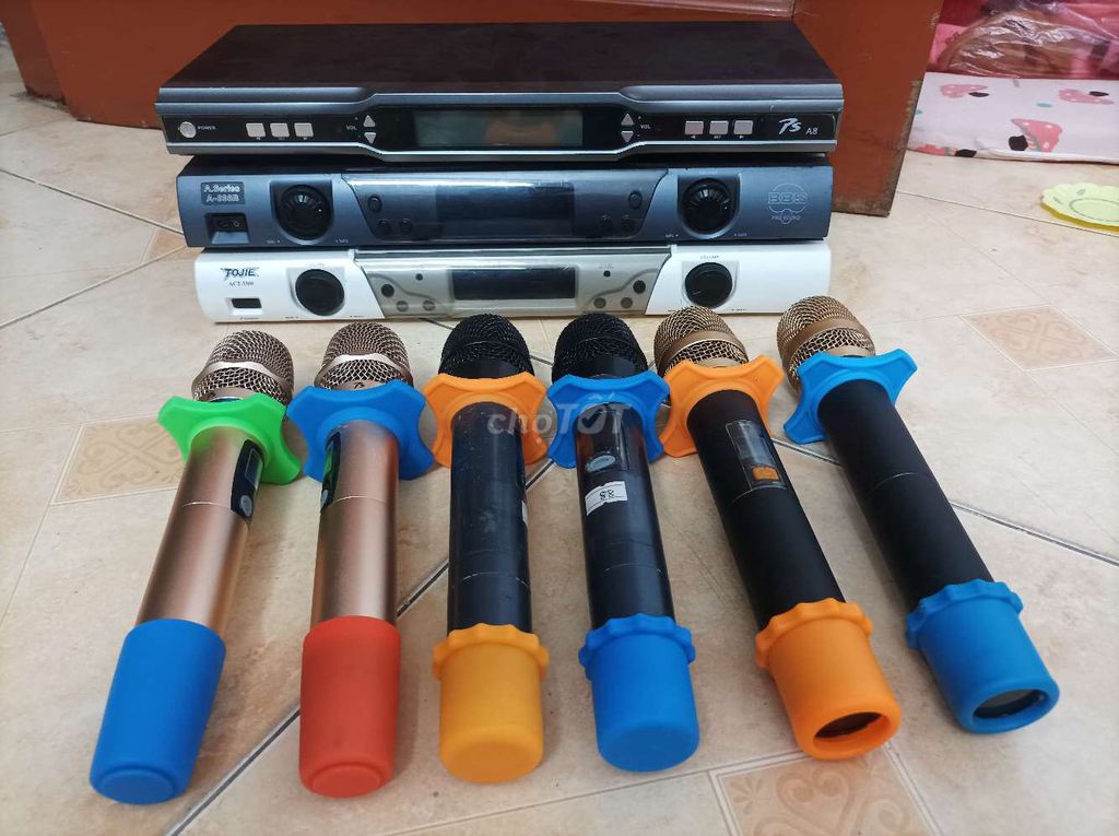 Mấy bộ micro không dây XỊN XÒ.. Mua bán Tivi, Âm thanh tại Quận Hoàng Mai Hà Nội được đăng bởi HÀ hình 1