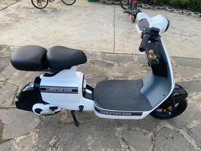 Xe vợ mới mua K đi lên bán. Mua bán Xe điện tại Huyện Thống Nhất Đồng Nai được đăng bởi Thư Hoàng Nguyễn