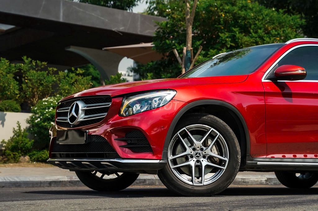 Mercedes GLC300 4Matic 2019, Bank 90%. Mua bán Ô tô tại Quận 7 Tp Hồ Chí Minh được đăng bởi Hoàn Lee Xe Lướt hình 10