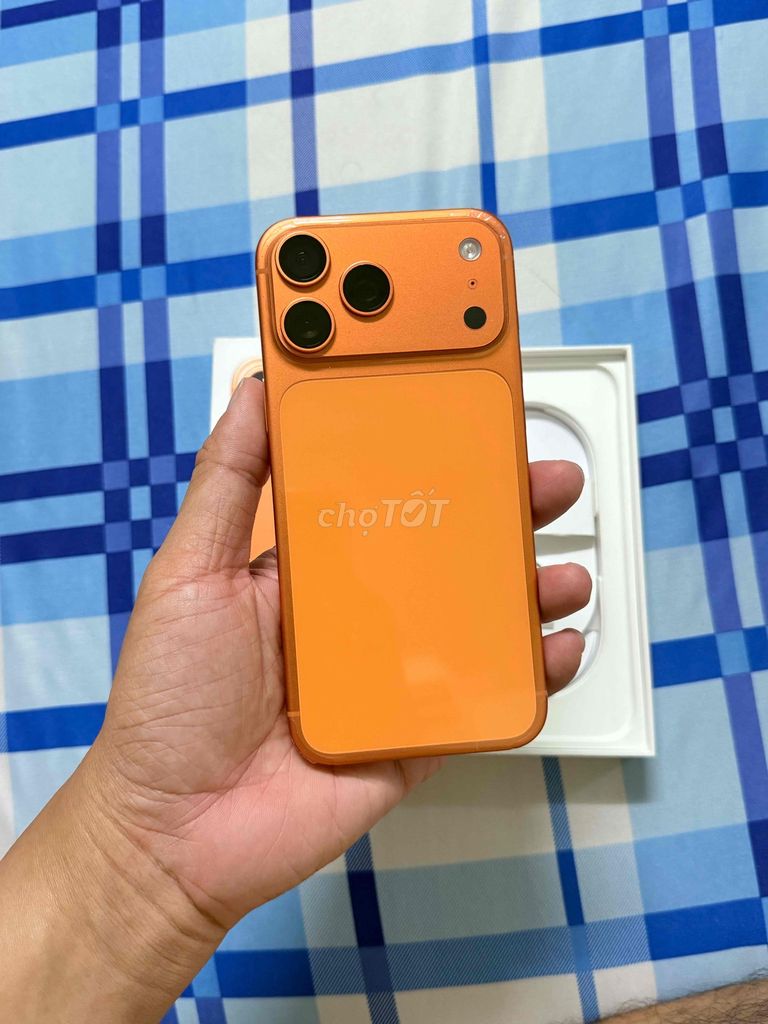 Apple iPhone 17 Promax 256GB Cam. Mua bán Điện thoại tại Quận Tân Phú Tp Hồ Chí Minh được đăng bởi MRWAN hình 1