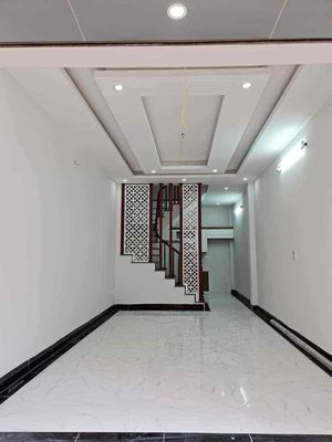 NHÀ TÂN MAI - NGÕ 3M - 41M - 5TẦNG - CHỈ 8,5TỶ.