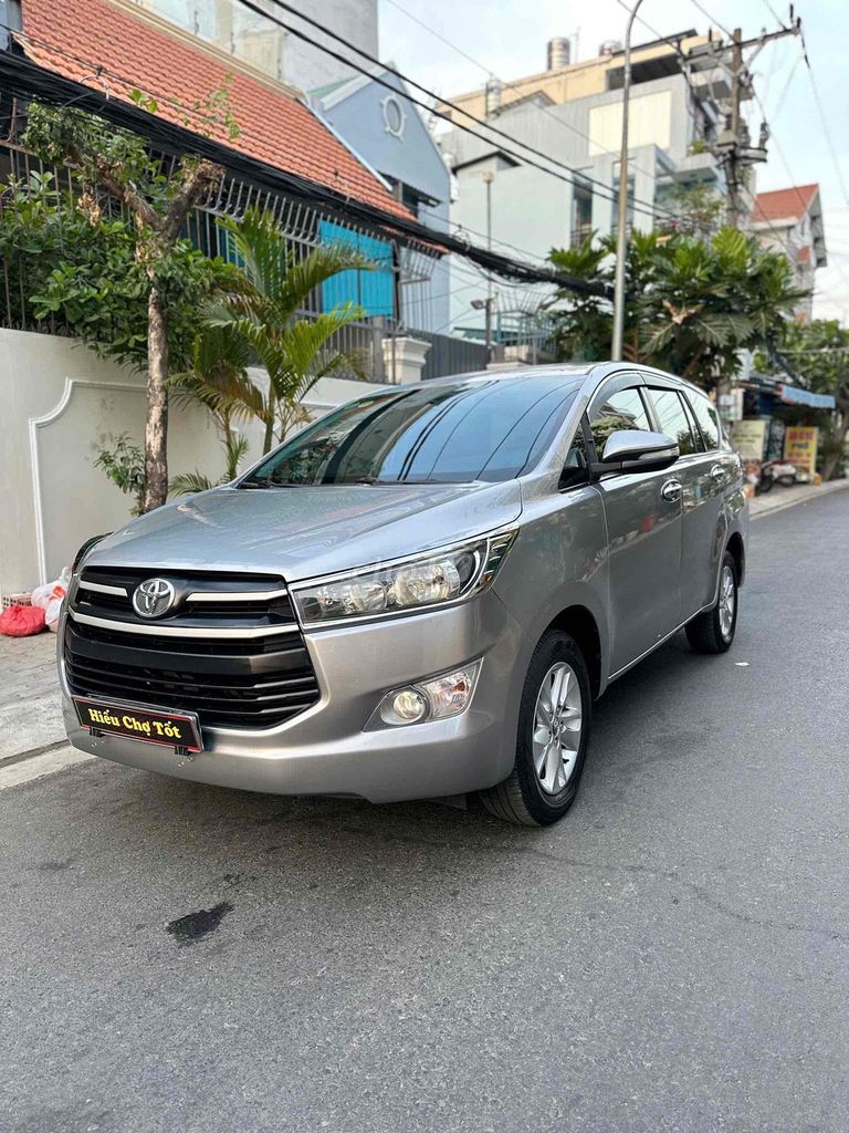 Toyota Innova 2016 form mới 2017 2.0E