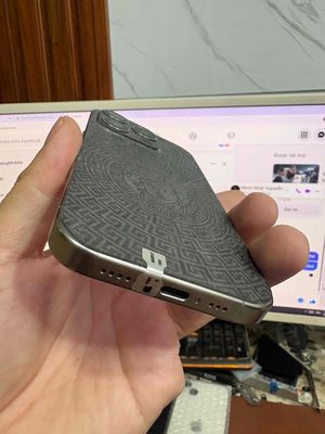 iphone 15pro 128g lock canada zin áp 99%