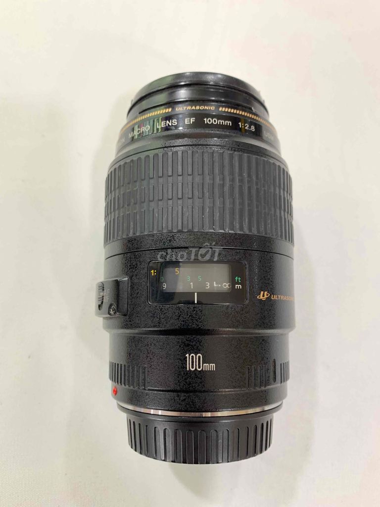 Lens Canon 100 1:2.8 USM