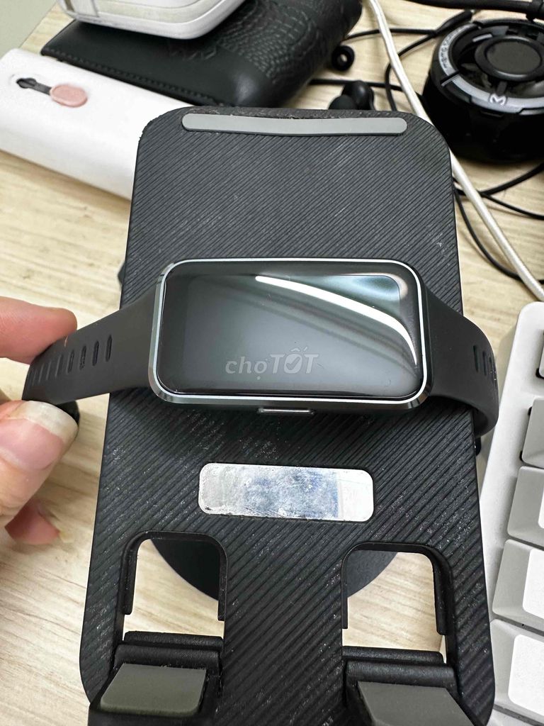 Huawei Band 10 Đen Gần như mới. Mua bán Thiết bị đeo thông minh tại Quận Bắc Từ Liêm Hà Nội được đăng bởi Hoàng Nguyễn Trung hình 1