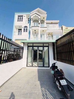Nhà phố 100 m² · 4 PN · Đường Thạnh Lộc 37