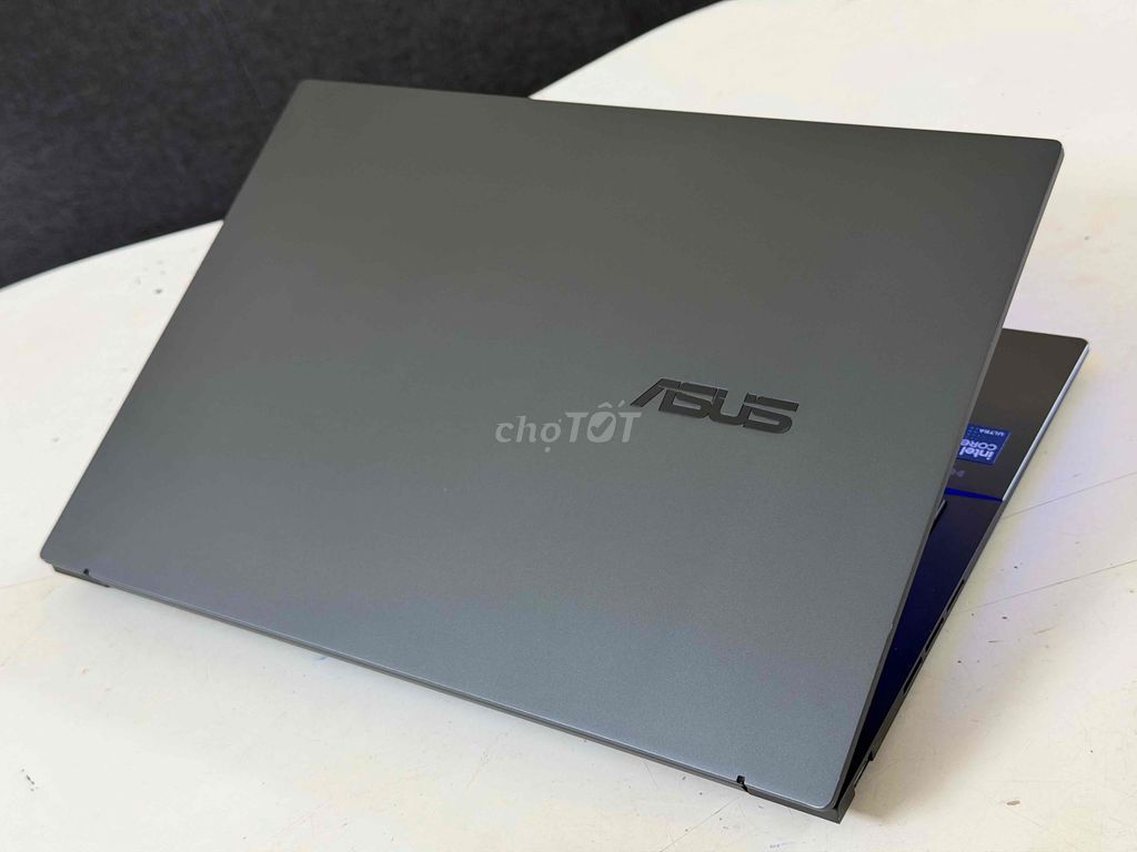 Asus Zenbook Q425 U7 155H 16 1T Arc 14" OLED Touch. Mua bán Laptop tại Quận Ba Đình Hà Nội được đăng bởi Tùng Lê hình 1