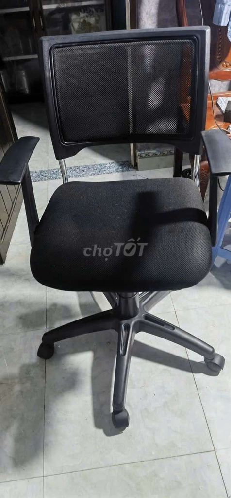 Ghế văn phòng Lưới, Da Đen. Mua bán Bàn ghế tại Huyện Gò Công Tây Tiền Giang được đăng bởi Tuan Huỳnh hình 1