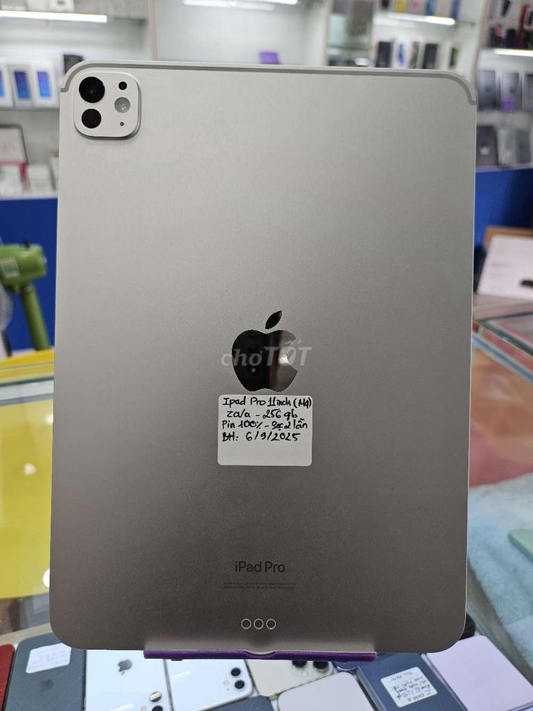 IPad Pro 11in M4 256g sạc 2 Lần máy như mới .