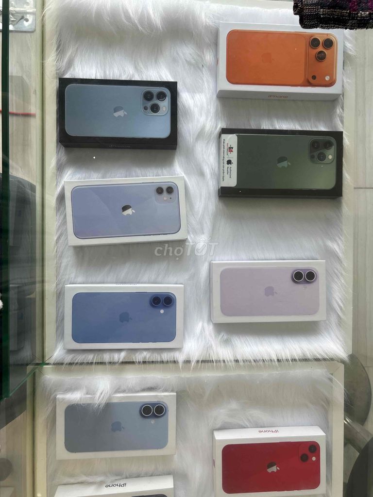 Hộp trưng bày iPhone Mới. Mua bán Phụ kiện (Màn hình, Chuột...) tại Quận Bình Tân Tp Hồ Chí Minh được đăng bởi Nguyễn  hình 1