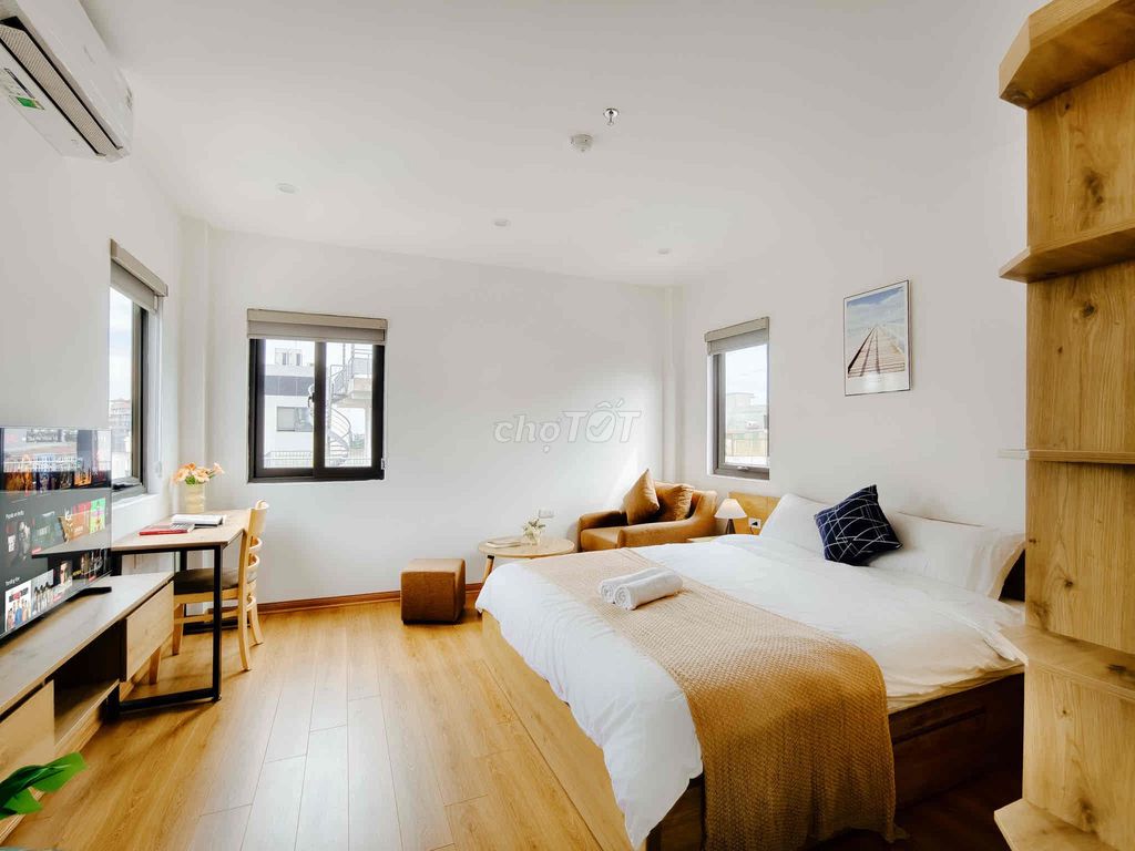 Cho thuê CHDV Studio mới tinh Ngõ 690 Lạc Long Quân, gần Lotte Tây Hồ